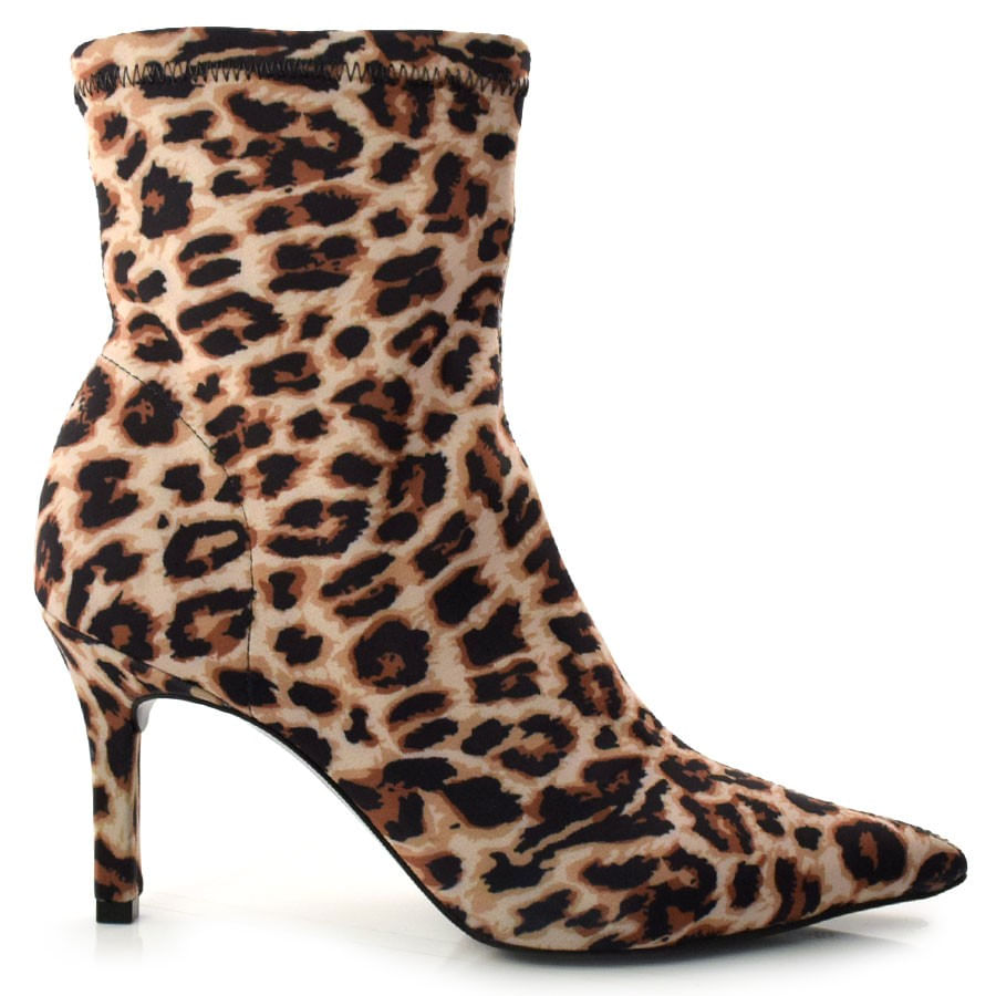 chunky boots lia