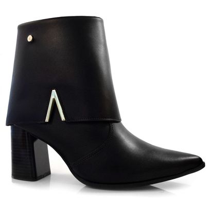 bota-de-cano-curto-e-salto-bloco-ramarim-preto-24-58102-1-.jpg