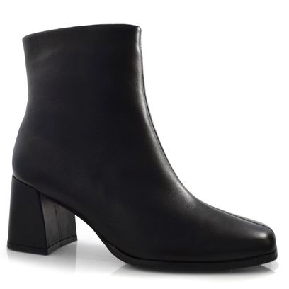 bota-de-couro-e-cano-curto-suzzara-preto-669.0505-1-.jpg