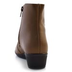bota-de-cano-curto-feminina-comfortflex-marrom-24-74304-5-.jpg