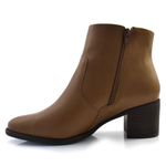 bota-de-cano-curto-e-salto-bloco-feminina-comfortflex-marrom-24-92305-6-.jpg