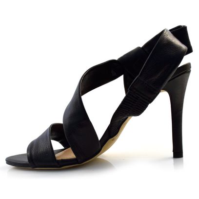 sandalia-de-couro-e-salto-alto-suzzara-preto-452-7310-5-.jpg