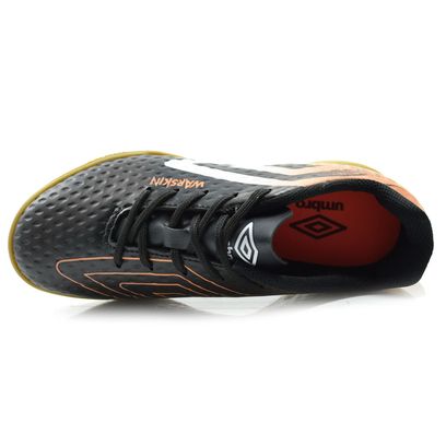 chuteira-de-futsal-infantil-umbro-warskin-preto-u01fb00184-6-.jpg