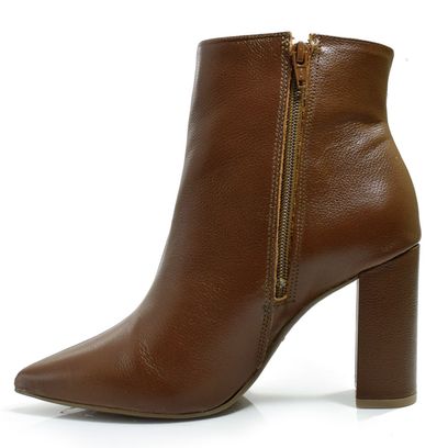 ankle-boots-de-couro-feminino-via-marte-marrom-063-012-01-5-.jpg