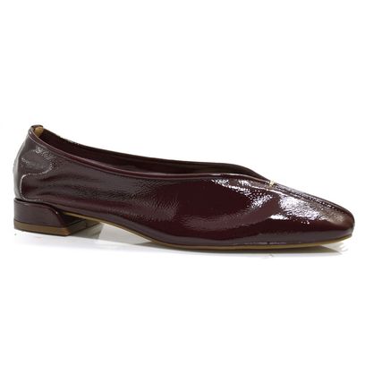 sapatilha-de-couro-feminina-suzzara-bordo-10933006-1-.jpg
