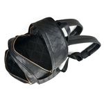mochila-feminina-via-marte-preto-b2-614-01-4-.jpg