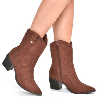 bota-texana-feminina-via-marte-marrom-054-009-01-2-.jpg