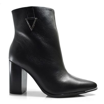 bota-de-couro-e-cano-curto-via-marte-preto-230-001-01-3-.jpg