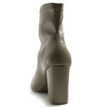 bota-de-cano-curto-e-salto-bloco-via-marte-bege-021-004-01-4-.jpg