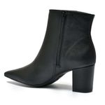 bota-de-couro-e-cano-curto-via-marte-preto-236-003-01-5-.jpg