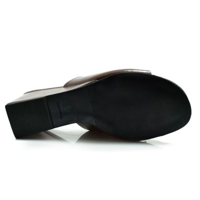 tamanco-anabela-feminino-suzzara-marrom-807-634595-1-7-.jpg