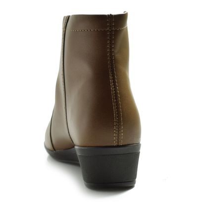 bota-de-cano-curto-feminina-comfortflex-marrom-2474301-4-.jpg